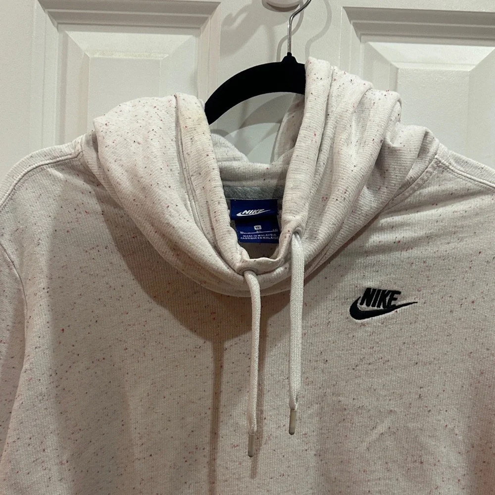 NWOT Nike Women's Speckled White Cowl Neck Sweater size XL